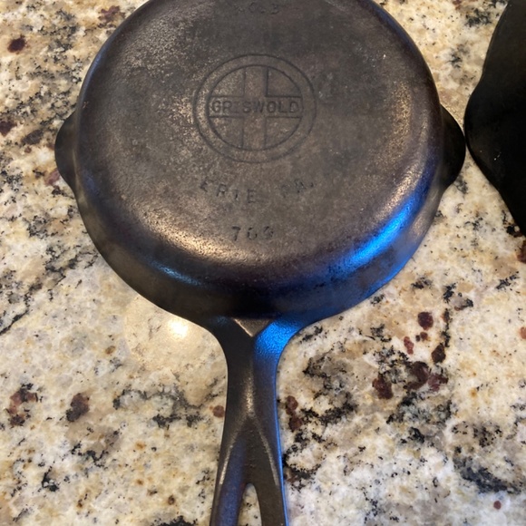 Griswold Cast Iron skillets - Picture 3 of 7